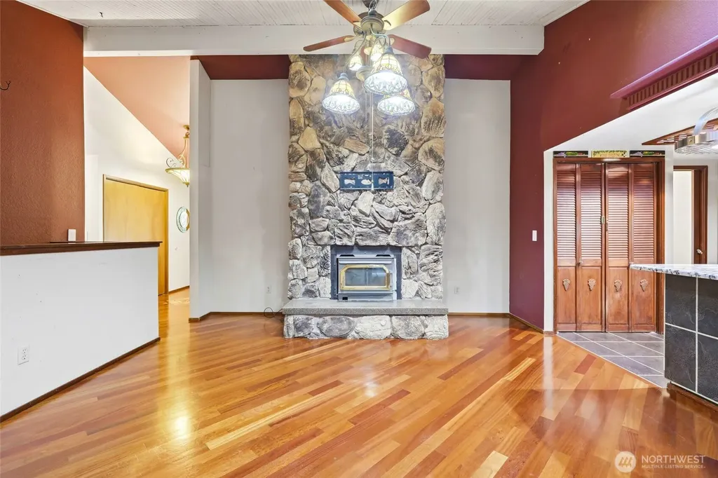 2905 211th Street SE Bothell WA 98021