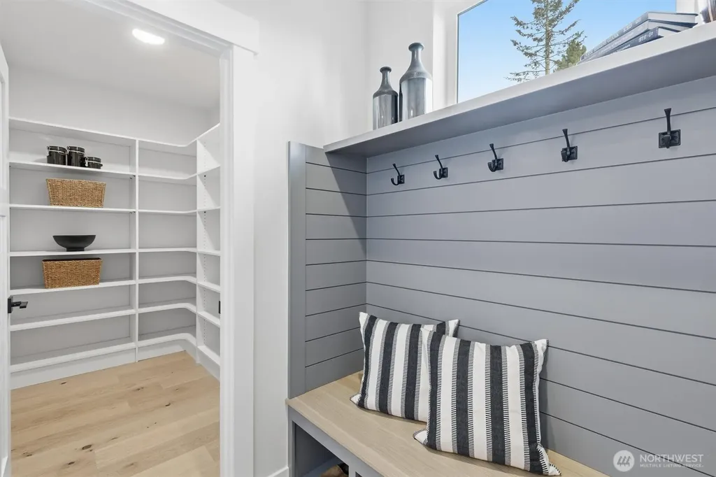 33 213th Place SW Bothell WA 98021
