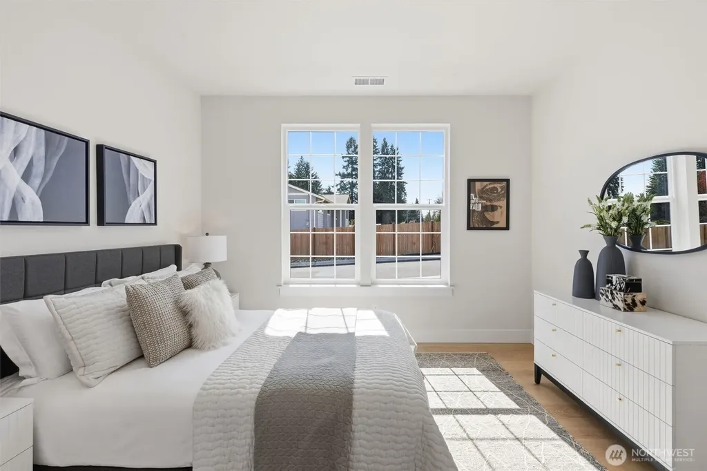 33 213th Place SW Bothell WA 98021