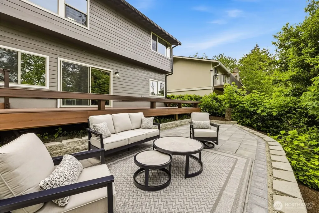 4548 144th Avenue SE Bellevue WA 98006