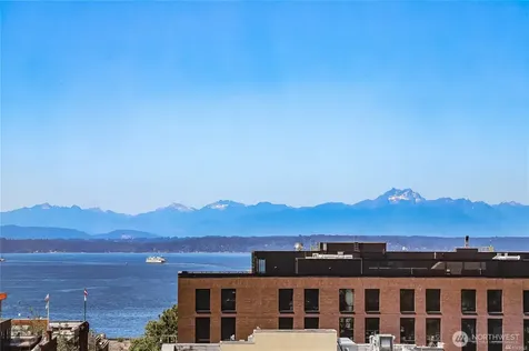450 S Main Street Seattle WA 98104