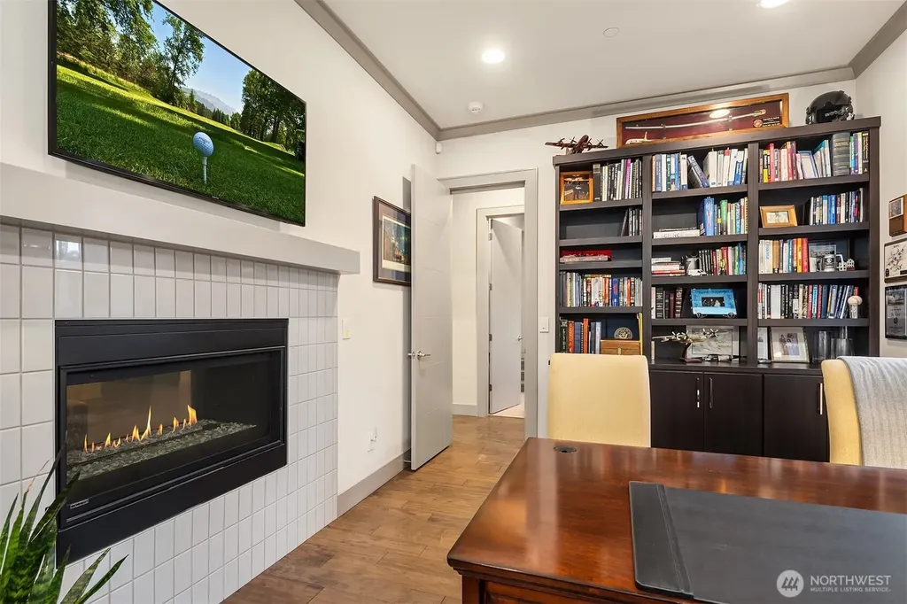 3745 88th Avenue SE Mercer Island WA 98040