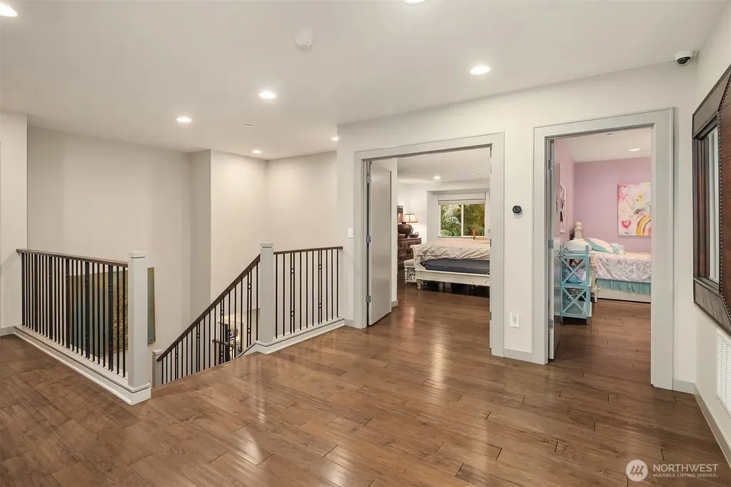 3745 88th Avenue SE Mercer Island WA 98040