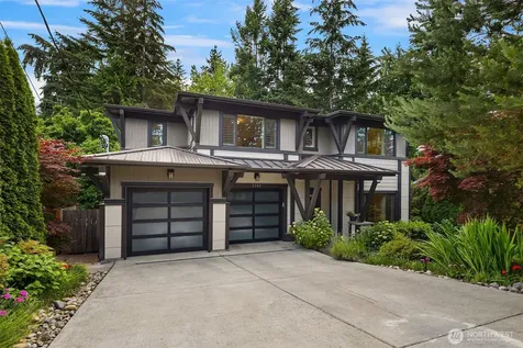 3745 88th Avenue SE Mercer Island WA 98040
