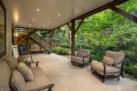 3745 88th Avenue SE Mercer Island WA 98040