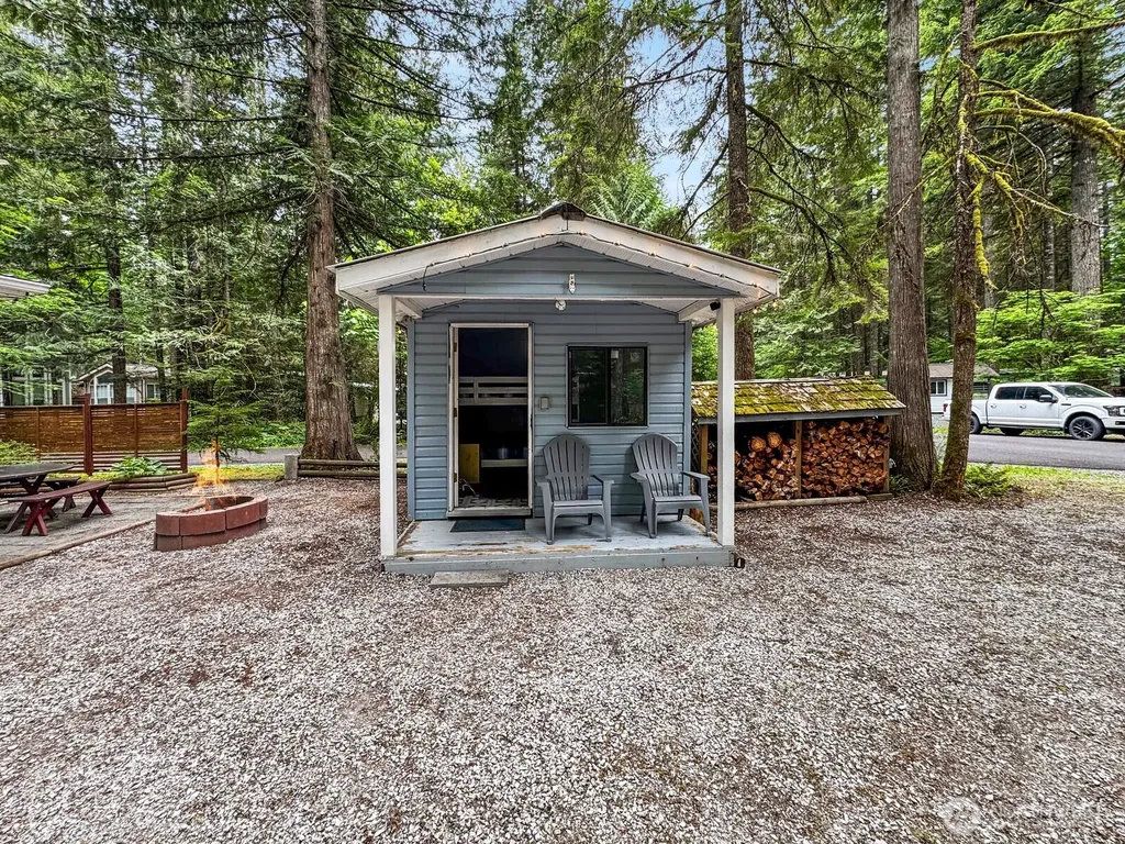 152 Goldrush Road Deming WA 98244