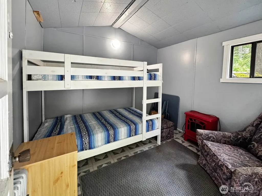 152 Goldrush Road Deming WA 98244