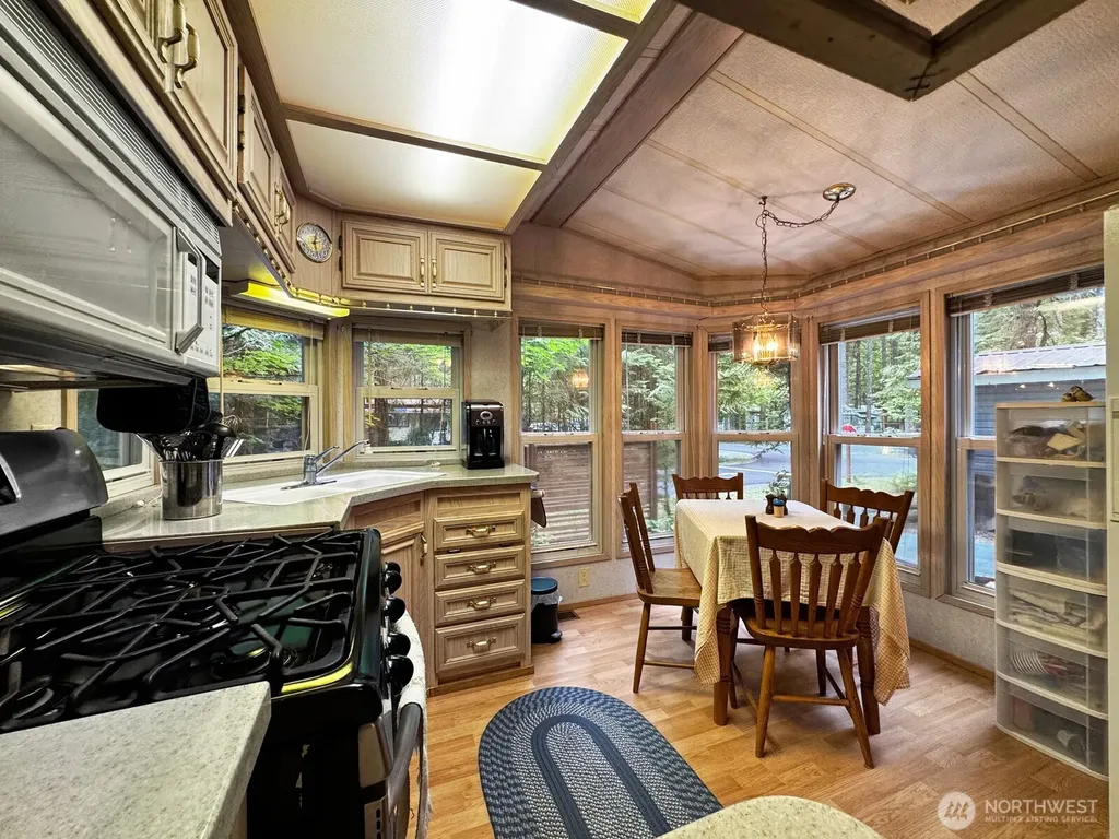 152 Goldrush Road Deming WA 98244