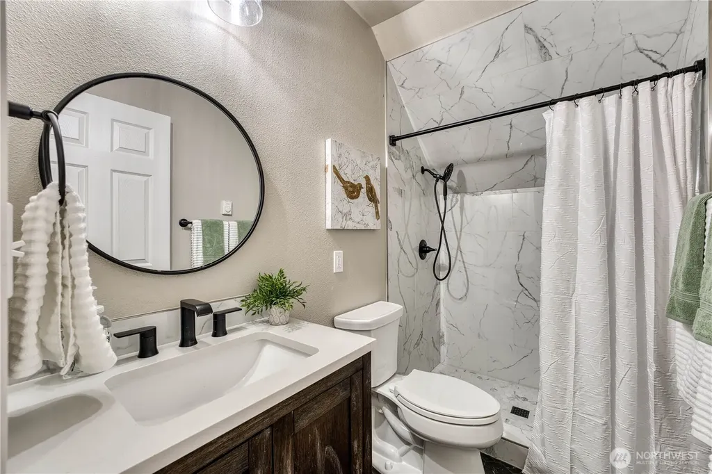 4828 SW Hunter Road Port Orchard WA 98367