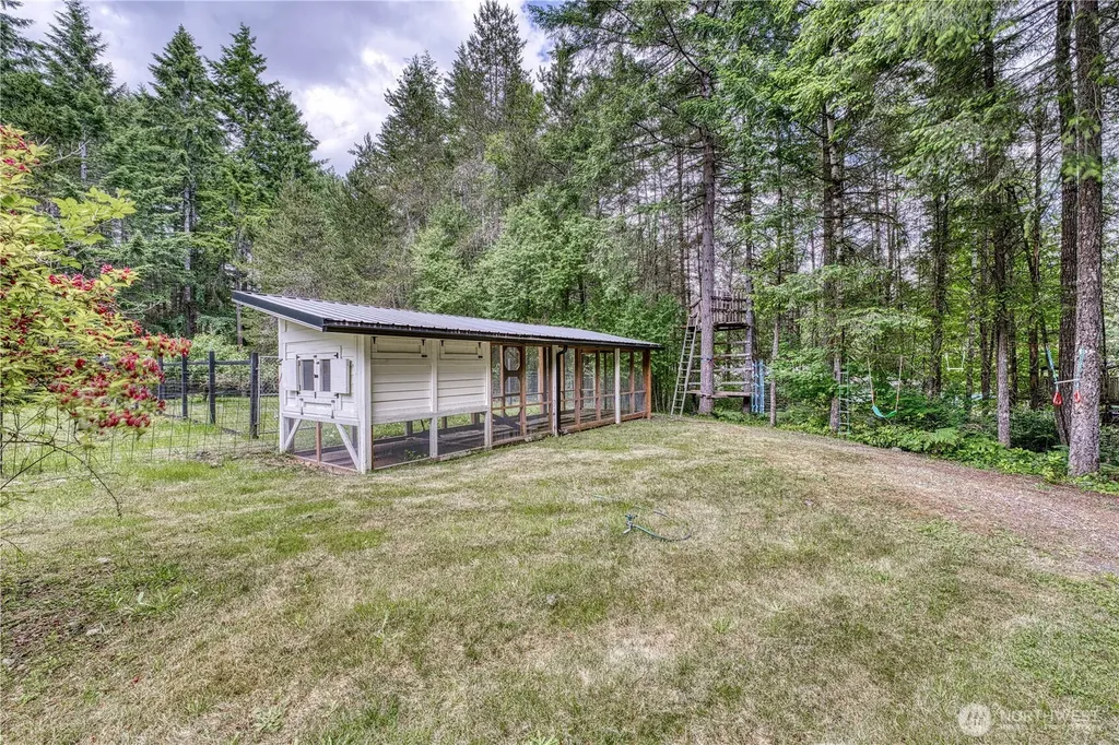 4828 SW Hunter Road Port Orchard WA 98367