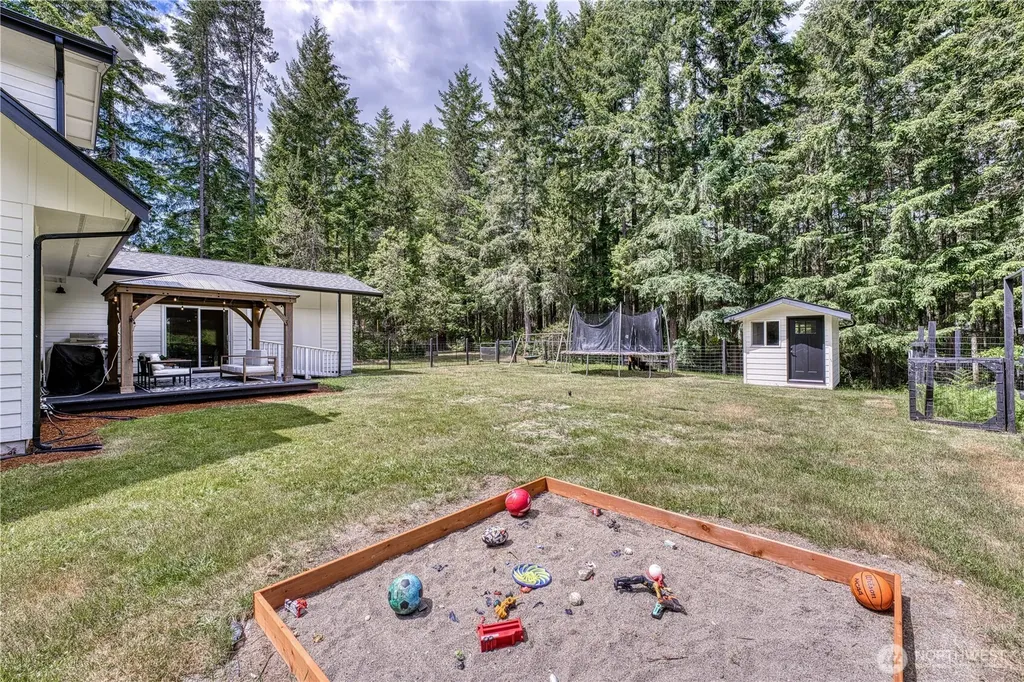 4828 SW Hunter Road Port Orchard WA 98367