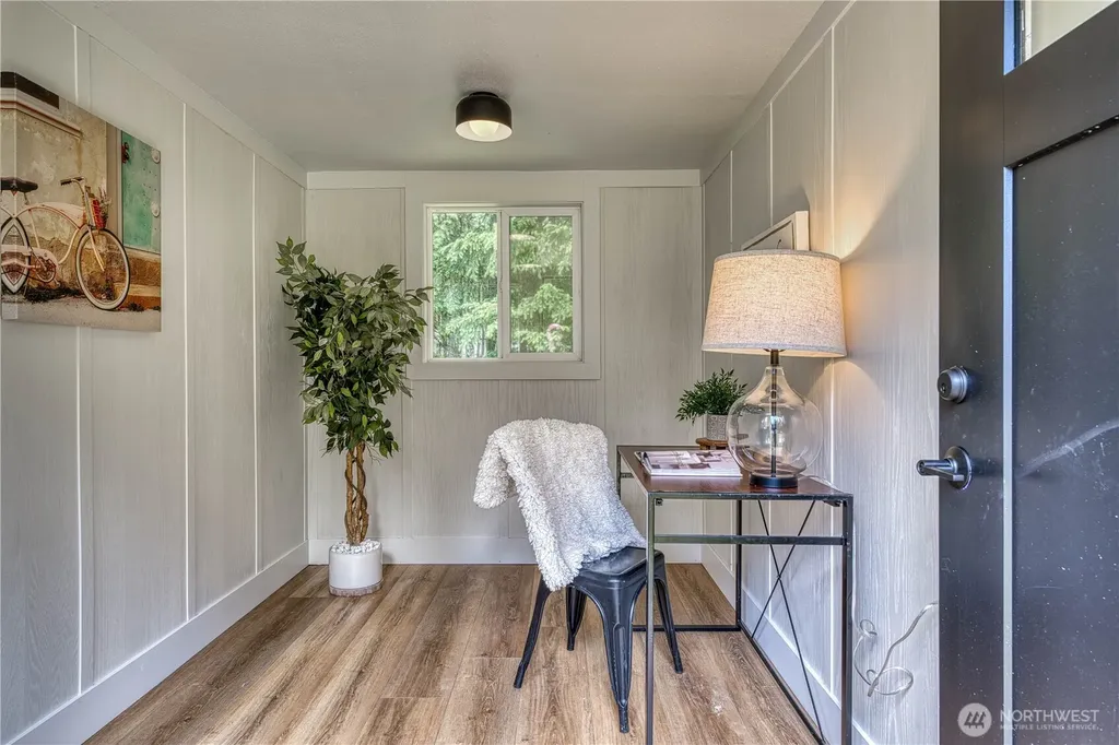 4828 SW Hunter Road Port Orchard WA 98367