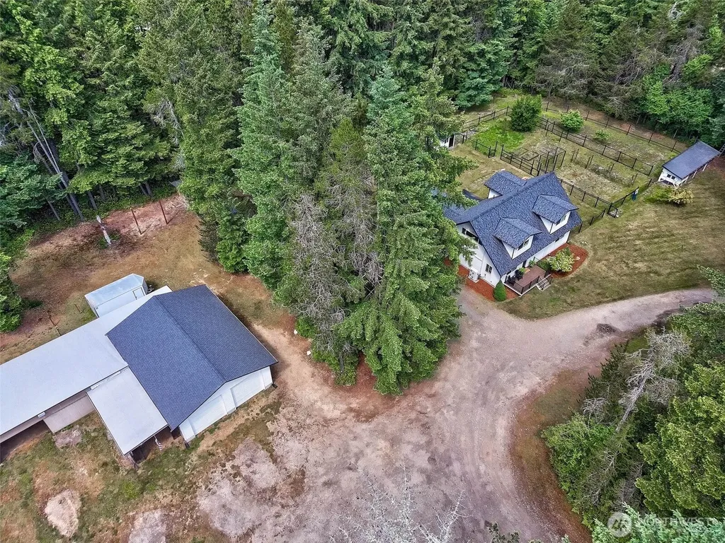 4828 SW Hunter Road Port Orchard WA 98367