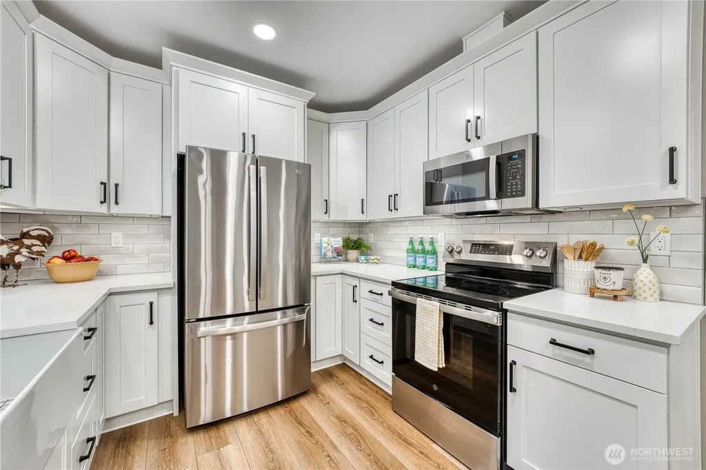 4828 SW Hunter Road Port Orchard WA 98367