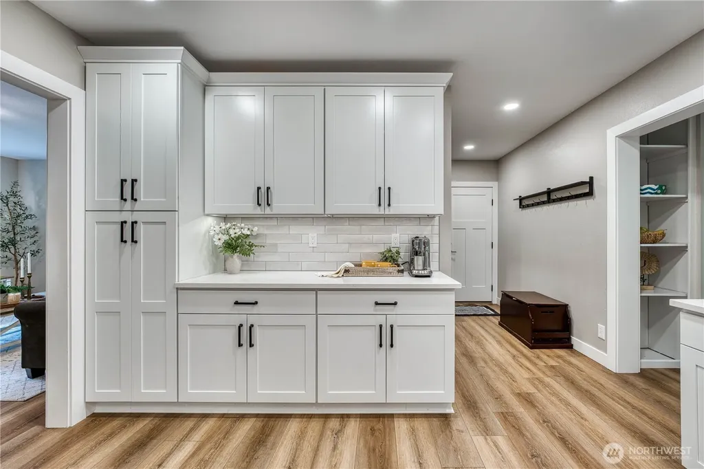 4828 SW Hunter Road Port Orchard WA 98367