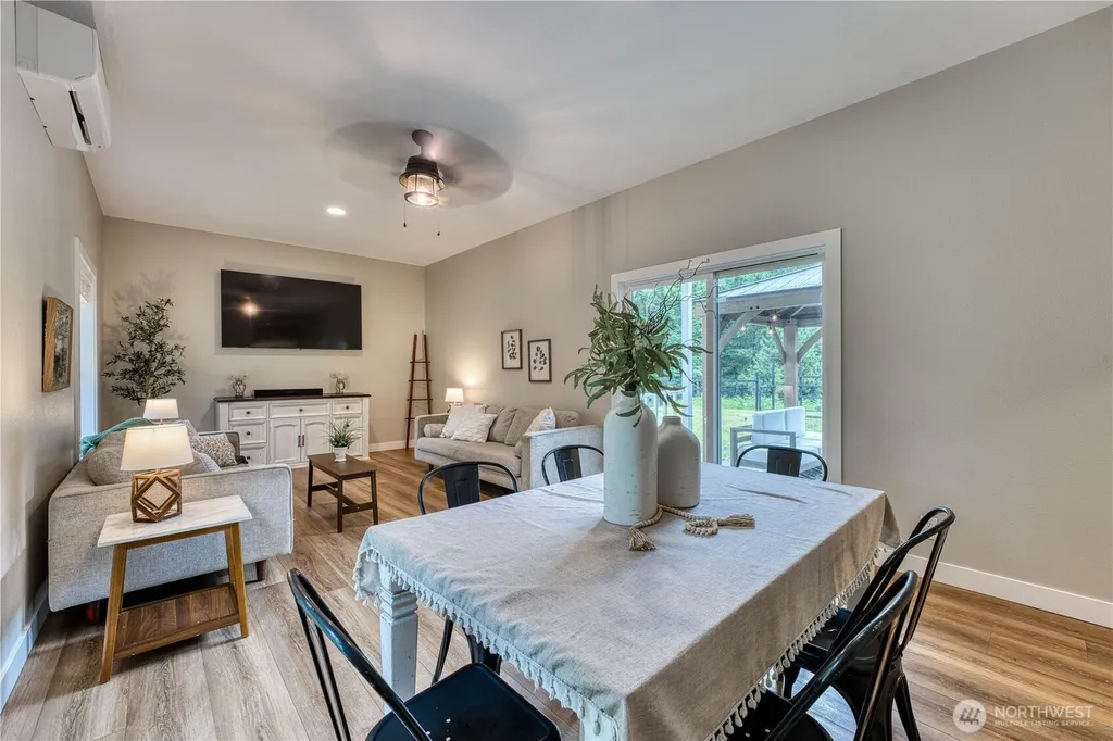 4828 SW Hunter Road Port Orchard WA 98367