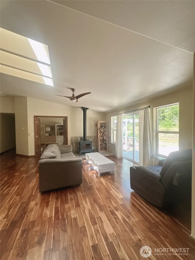 8205 Hide A Way Lane NW Silverdale WA 98383