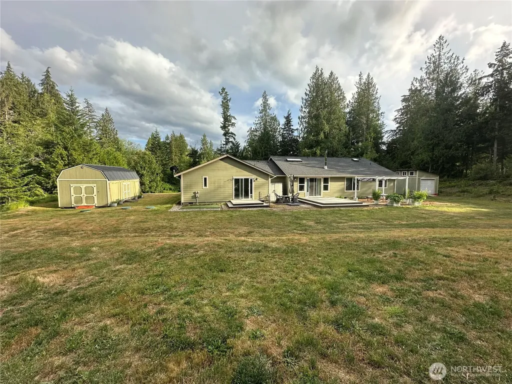 8205 Hide A Way Lane NW Silverdale WA 98383