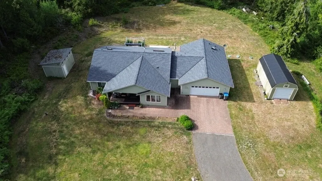 8205 Hide A Way Lane NW Silverdale WA 98383