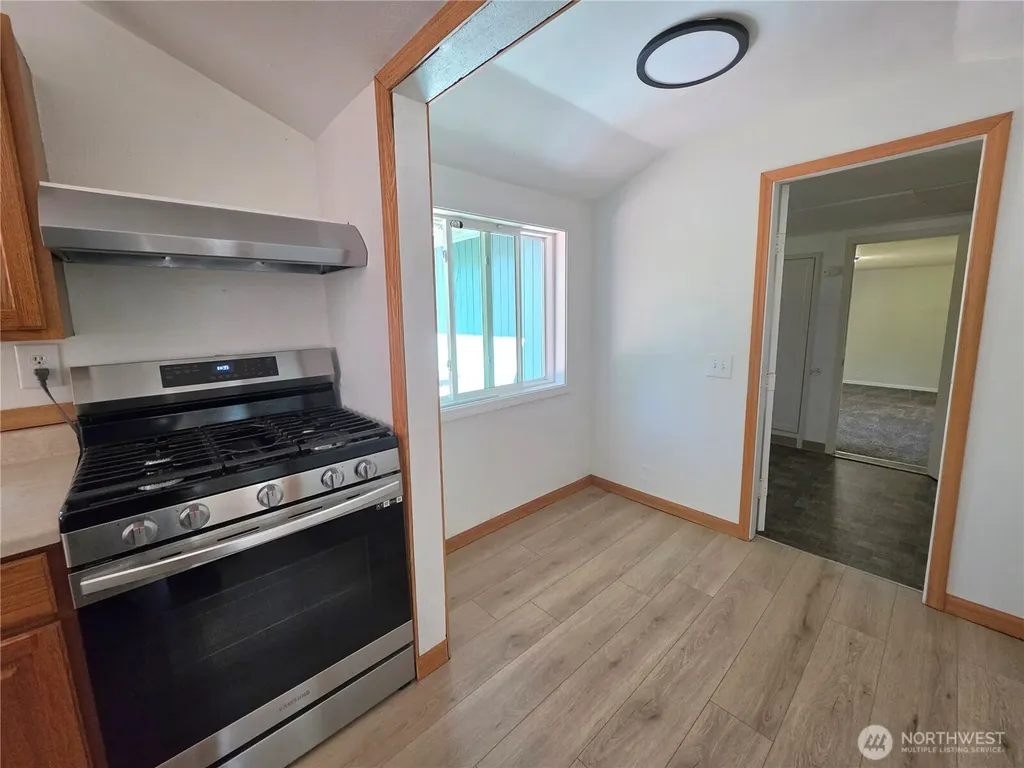 10002 Oak Lane SW Lakewood WA 98499