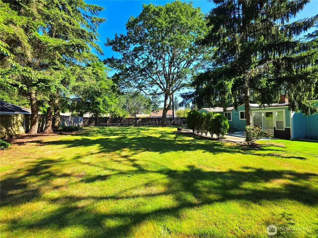 10002 Oak Lane SW Lakewood WA 98499