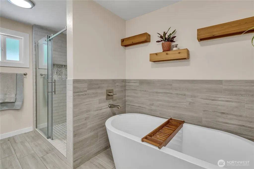 16831 186th Avenue SE Renton WA 98058