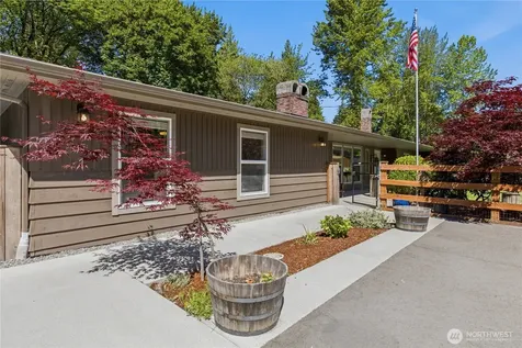 16831 186th Avenue SE Renton WA 98058