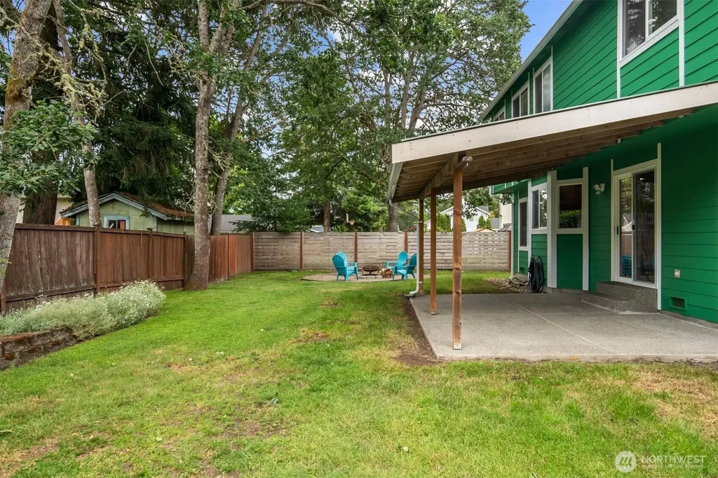 9125 Zircon Drive SW Lakewood WA 98498