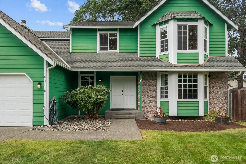9125 Zircon Drive SW Lakewood WA 98498