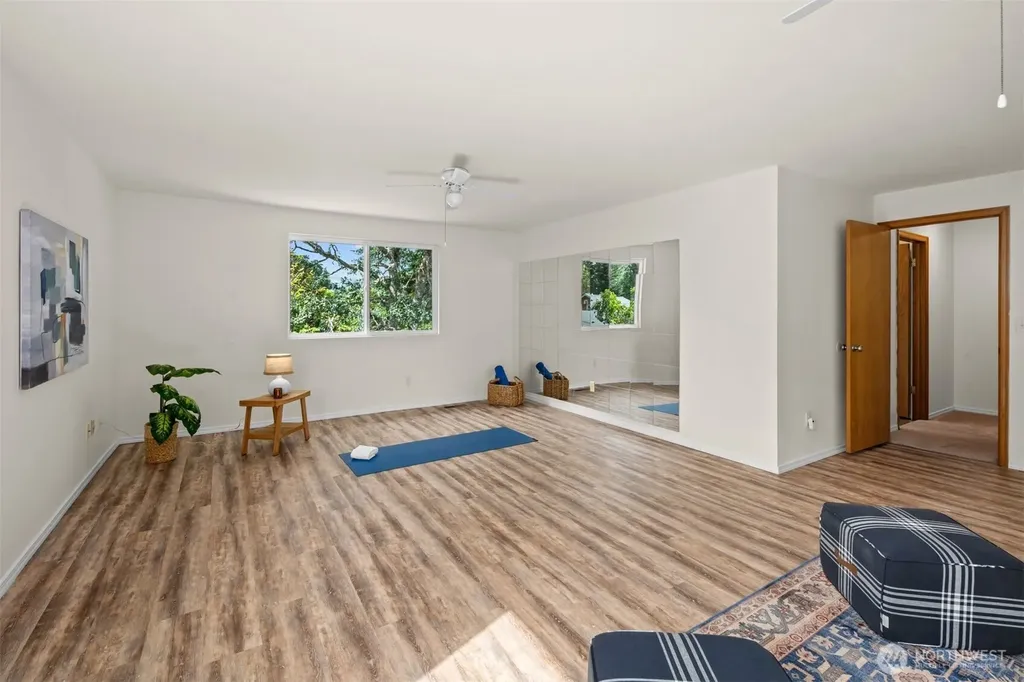 9125 Zircon Drive SW Lakewood WA 98498