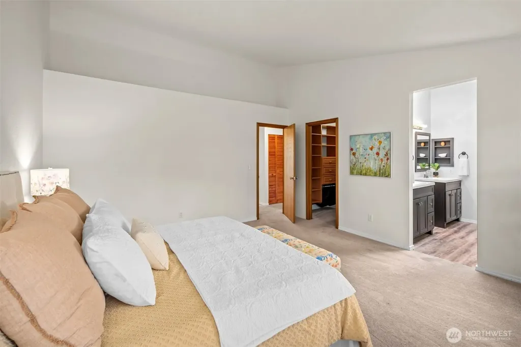 9125 Zircon Drive SW Lakewood WA 98498