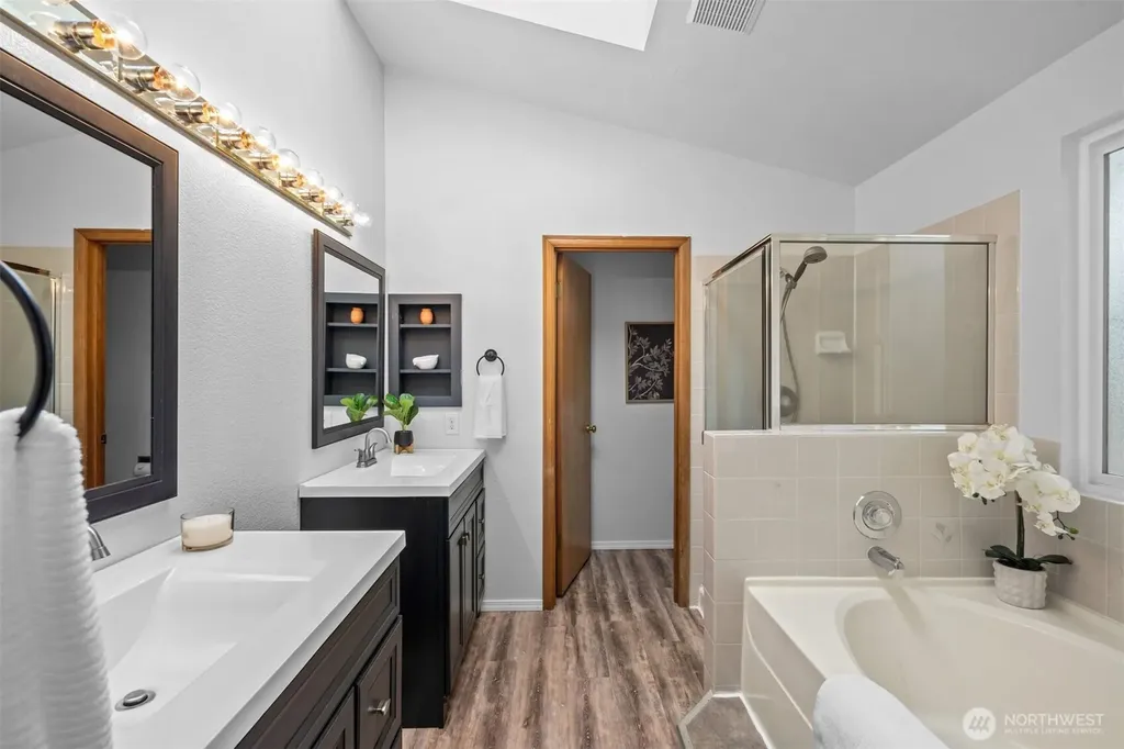 9125 Zircon Drive SW Lakewood WA 98498
