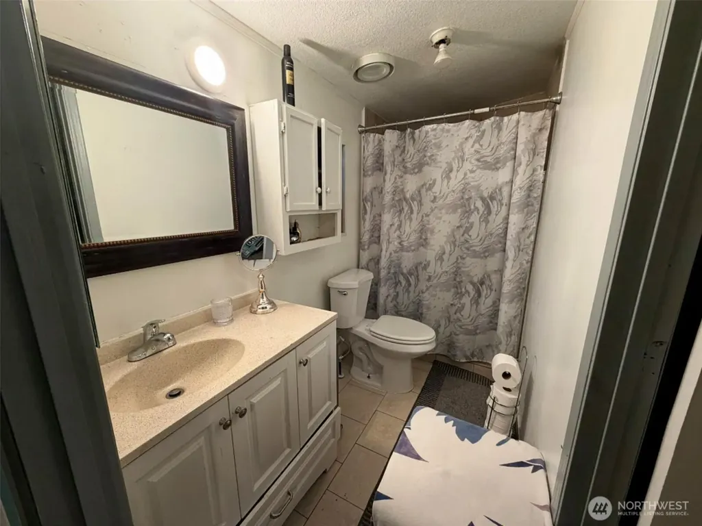 373 E Budd Drive Shelton WA 98584