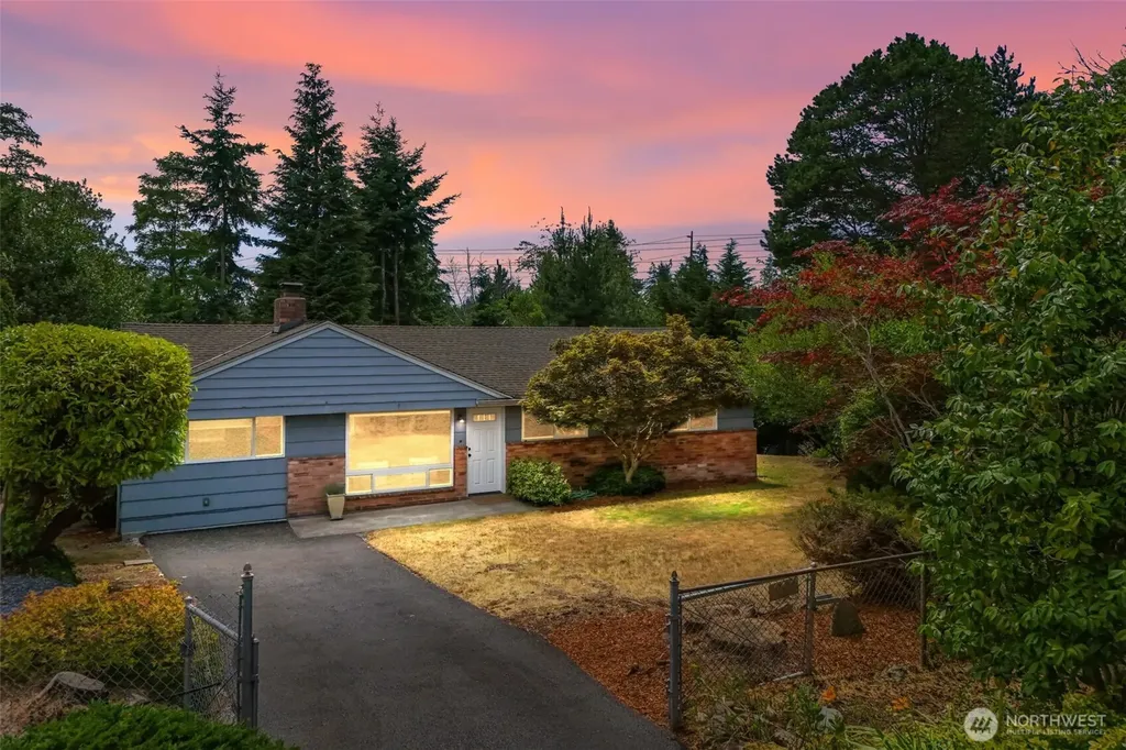 901 NE 148th Street Shoreline WA 98155