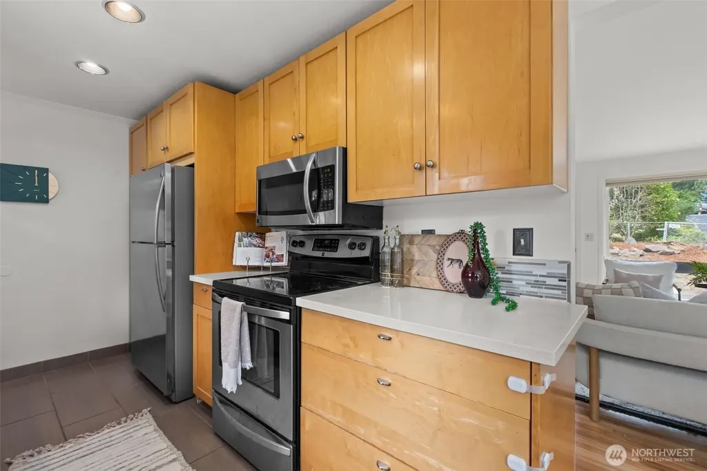 901 NE 148th Street Shoreline WA 98155