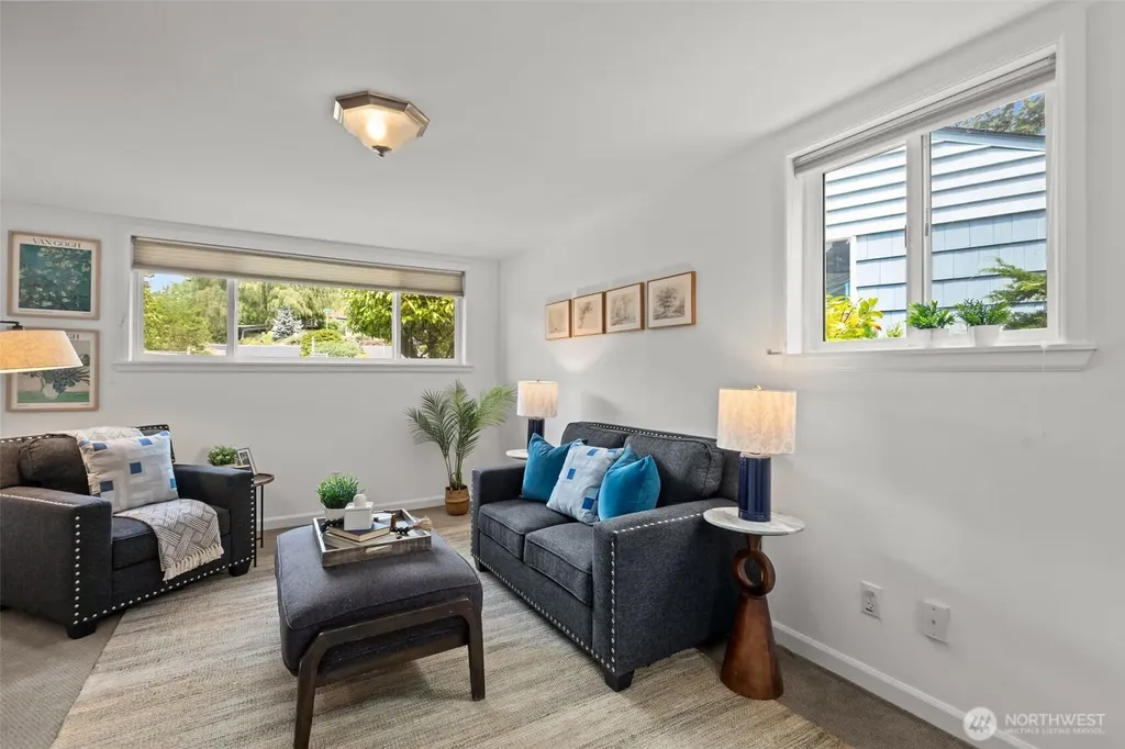 901 NE 148th Street Shoreline WA 98155