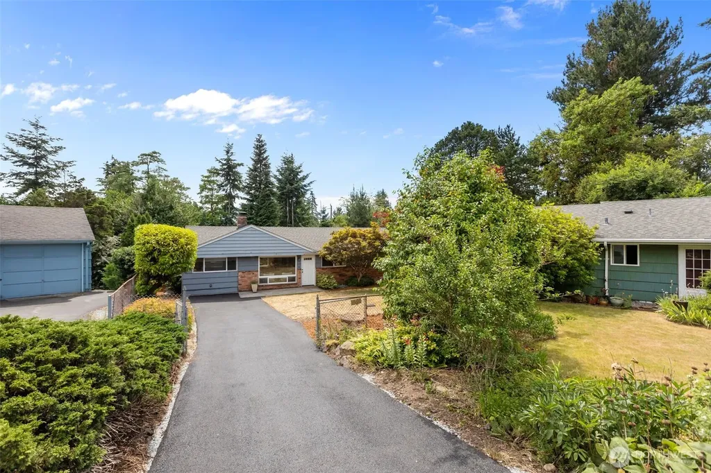 901 NE 148th Street Shoreline WA 98155