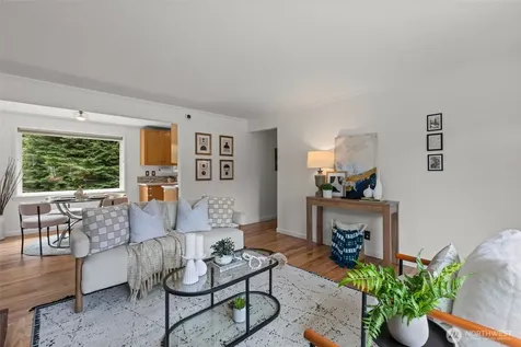 901 NE 148th Street Shoreline WA 98155