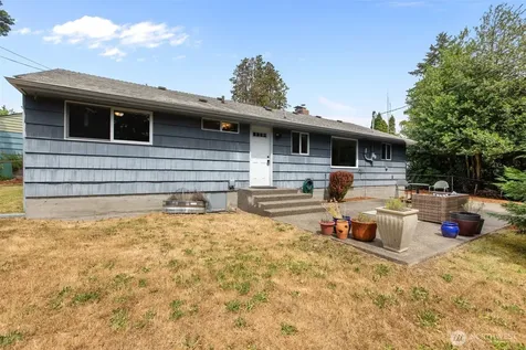 901 NE 148th Street Shoreline WA 98155