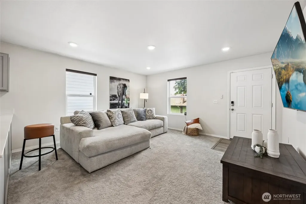 4369 SE Woodford Court Port Orchard WA 98366