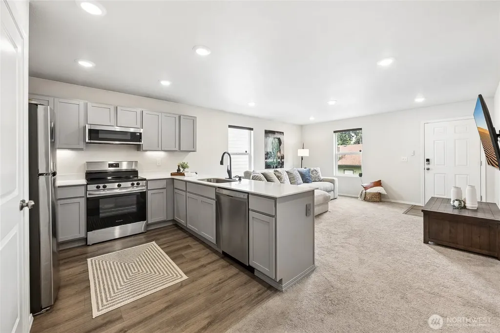 4369 SE Woodford Court Port Orchard WA 98366