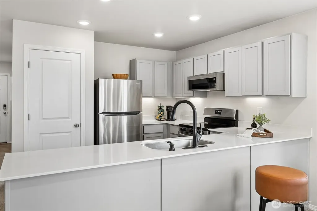 4369 SE Woodford Court Port Orchard WA 98366