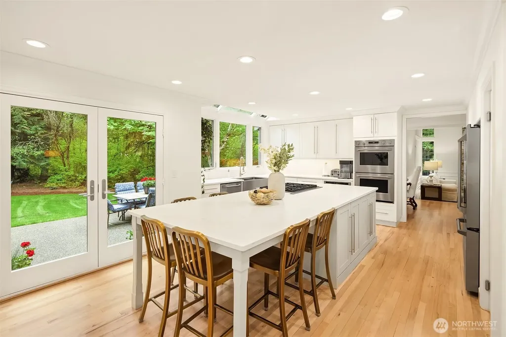 14214 216th Avenue NE Woodinville WA 98077
