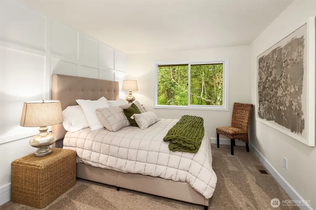 14214 216th Avenue NE Woodinville WA 98077