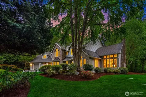 14214 216th Avenue NE Woodinville WA 98077
