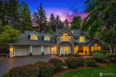 14214 216th Avenue NE Woodinville WA 98077
