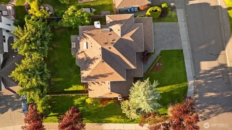 3435 214th Place SE Sammamish WA 98075