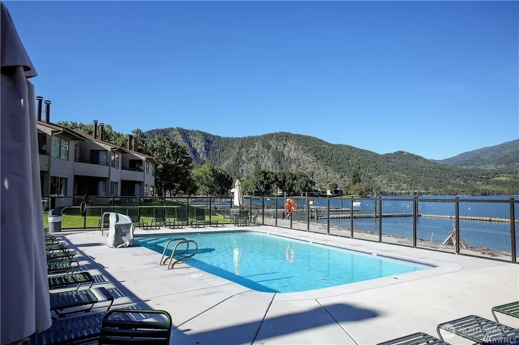 1 Lakeside 706-g Manson WA 98831