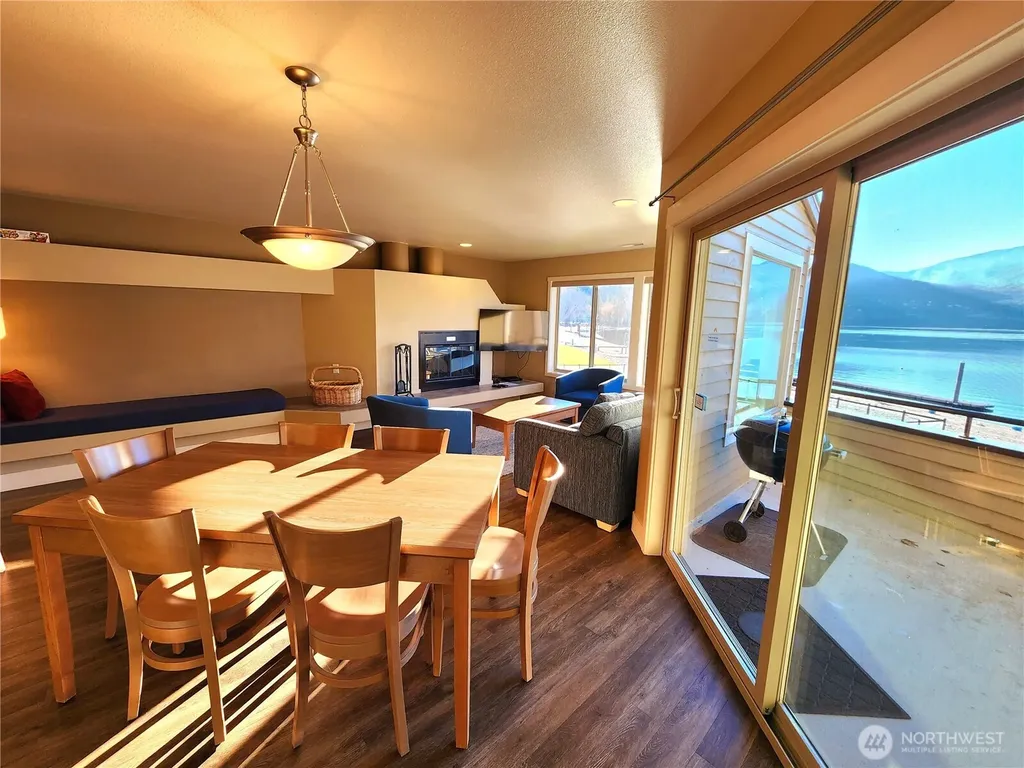 1 Lakeside 706-g Manson WA 98831