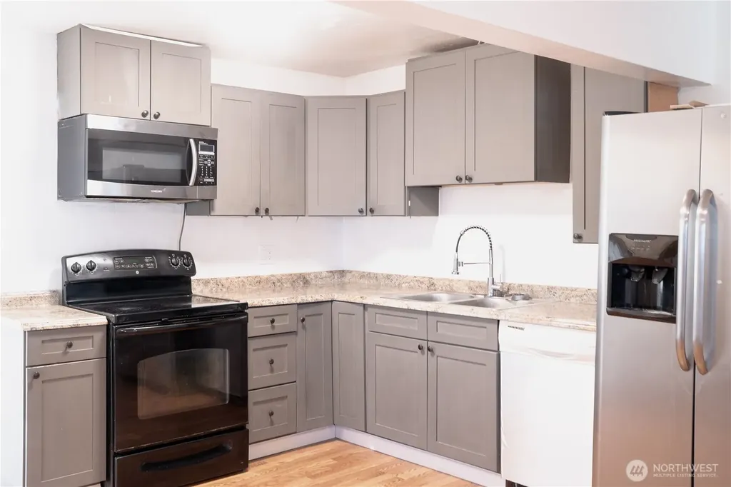 112 W Loop Drive Moses Lake WA 98837